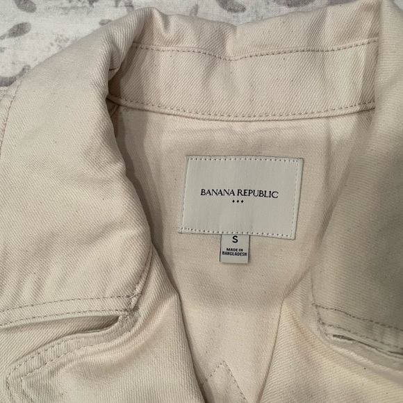 Women’s Banana Republic Boxy Cropped Trench Coat Small - Picture 5 of 8